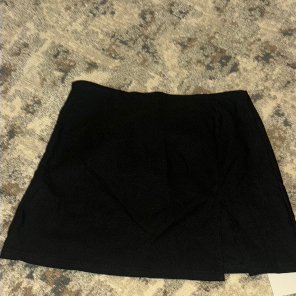 Elegant Black Women's Skirt
